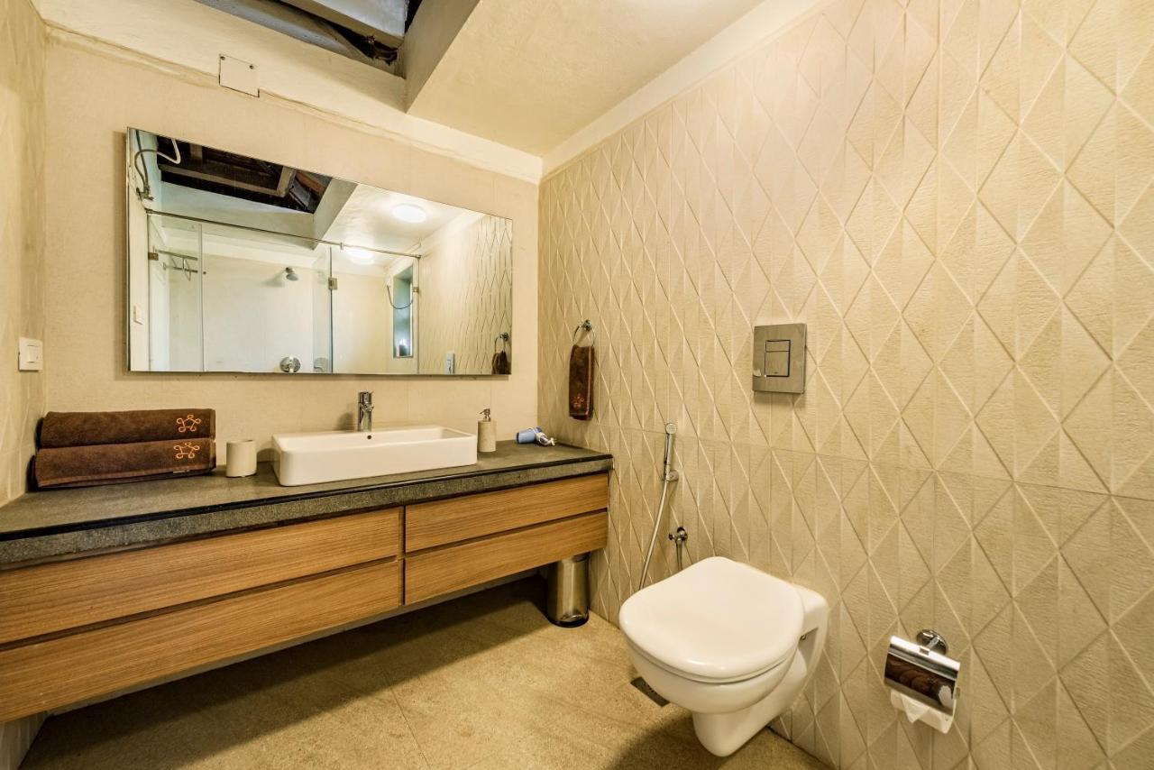 Saffronstays Boulevard Loghouse - A Wooden Chalet Amidst Nature Karli Ngoại thất bức ảnh