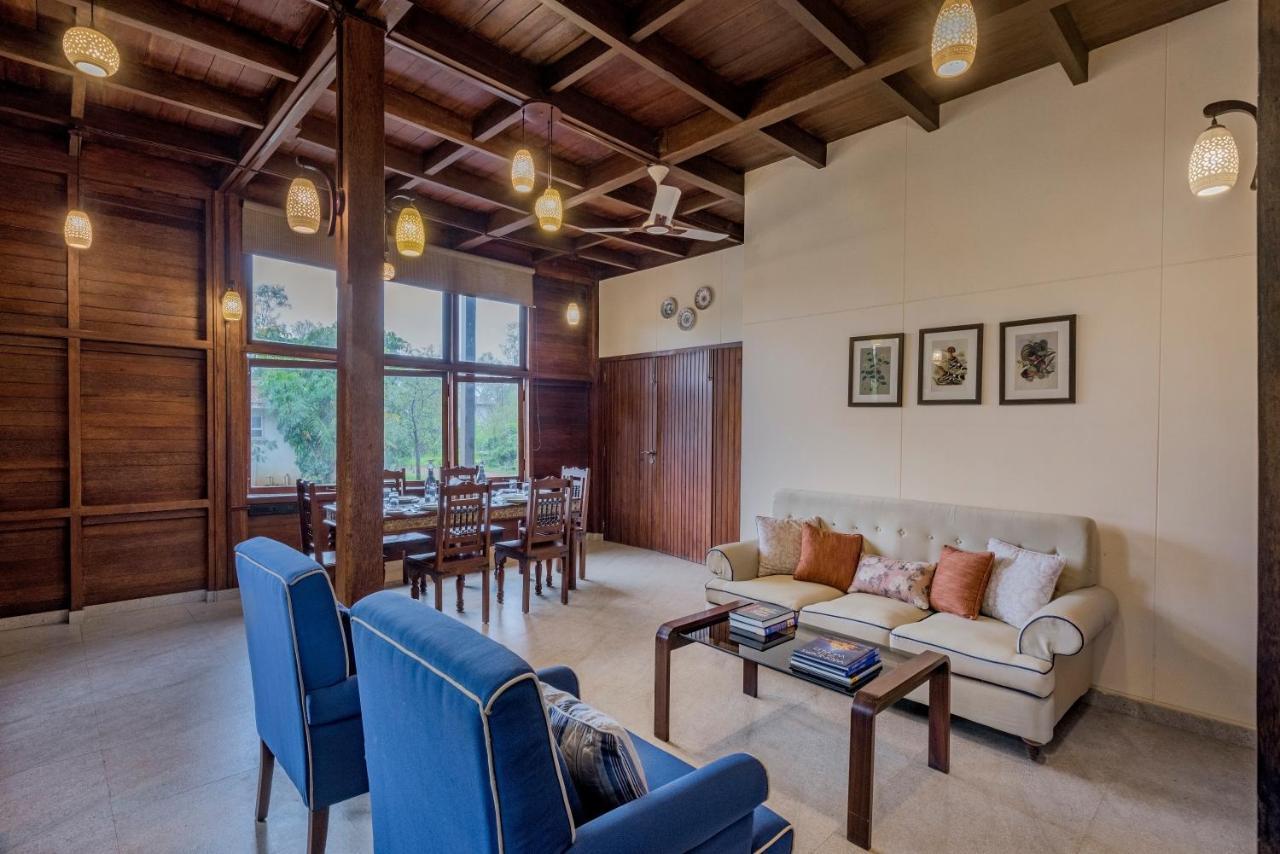Saffronstays Boulevard Loghouse - A Wooden Chalet Amidst Nature Karli Ngoại thất bức ảnh